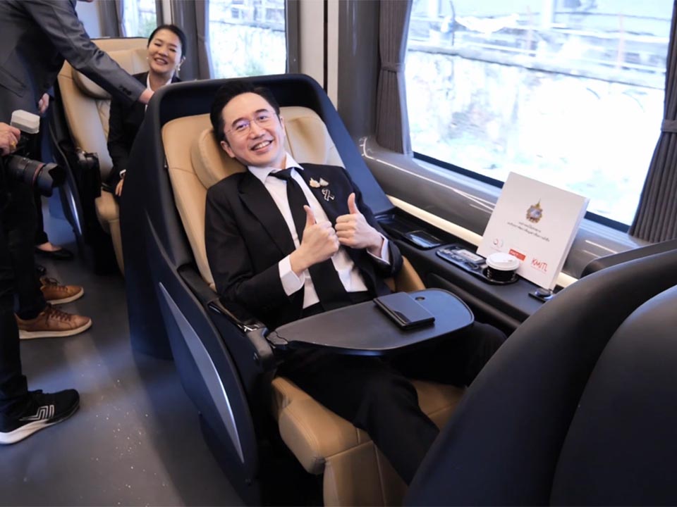 SRT introduces Thai-made luxury carriage with business-class style interiors