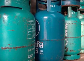 Thailand extends cooking gas price freeze, ends fuel price cap