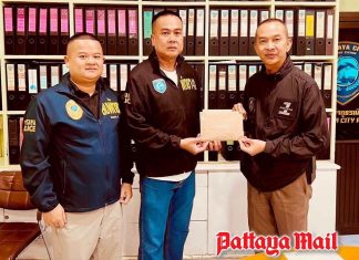 Pattaya Police reward investigators after solving major Australian suspect case