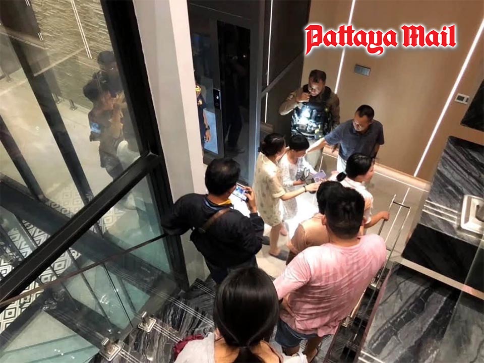 Chinese tourists rescued after getting trapped in Pattaya pool villa lift