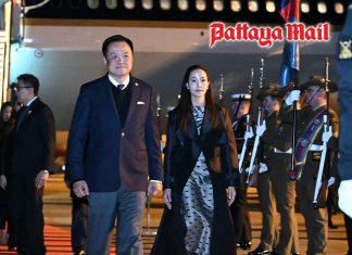 Thai PM Anutin and spouse arrive in Sydney for key Australia visit