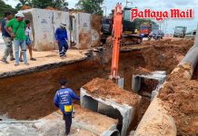 Worker buried alive in 3-meter drainage pit survives miracle rescue in Rayong