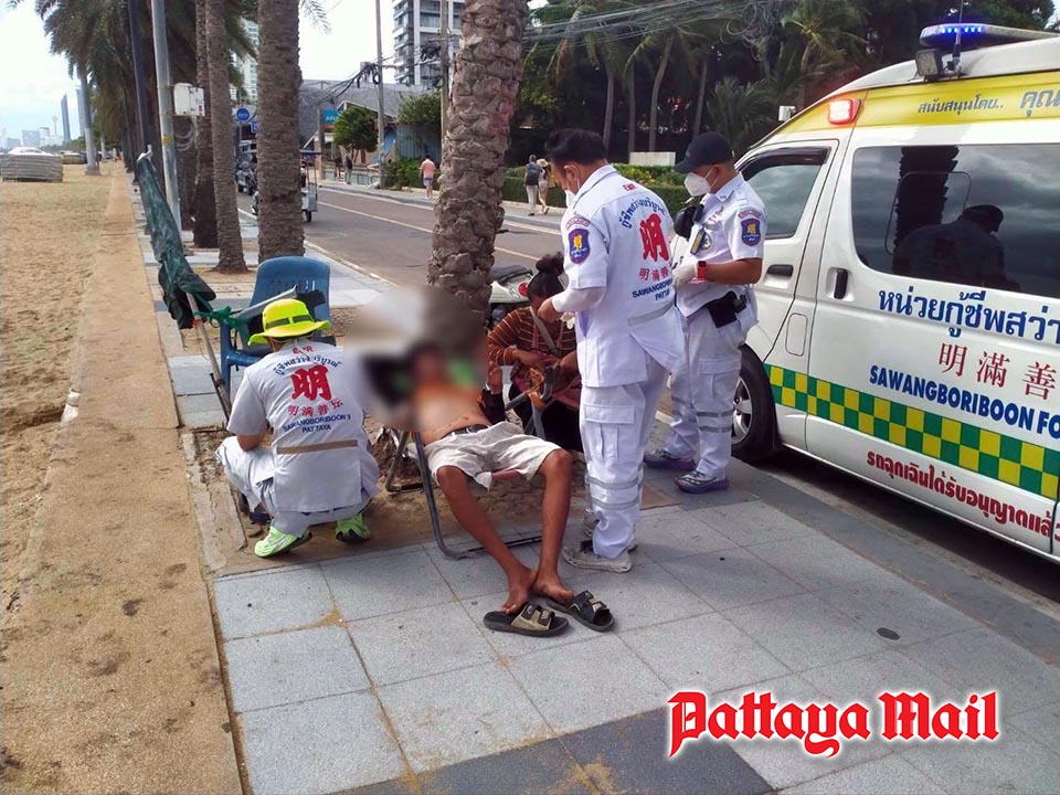 Jomtien Beach rescue team rushes man to hospital after breathing trouble