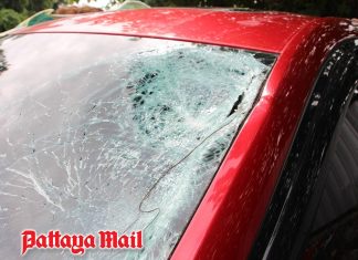 Doctor admits running red light in Chiang Rai crash, killing 2 and injuring 1