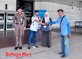 Dubai tourists reunited with bag after leaving it in Don Mueang Airport taxi