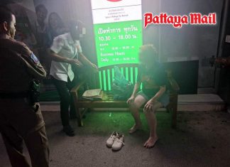 British woman reunited with son after Pattaya Tourist Police help