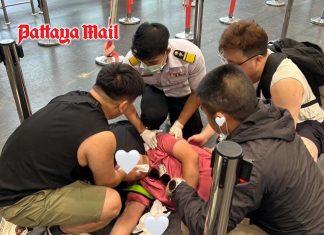 Passenger collapses at Suvarnabhumi Airport arrival hall prompting swift rescue