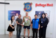 A stranger’s kindness brings lost cards back to tourist in Pattaya