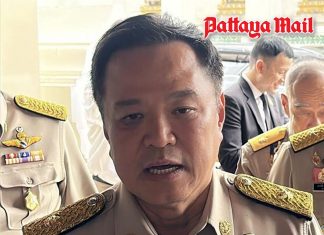 Anutin says Thailand cannot keep playing defense after Pattani bombing