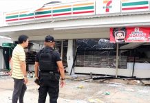 Two suspects detained after Pattani convenience store bomb attack