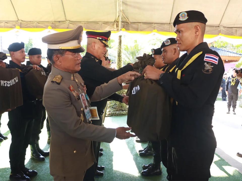 His Majesty extends support to Narathiwat through Privy Councilor visit