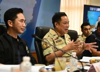 Anutin visits Nan to oversee flood recovery and relief