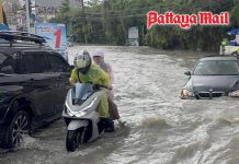 Pattaya roads vanish under rising floodwater after torrential rain