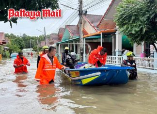 Banglamung hit by worst flooding in 30 years, three communities inundated
