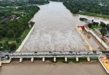 Chao Phraya water levels rise, three Central Thailand provinces face flood warning