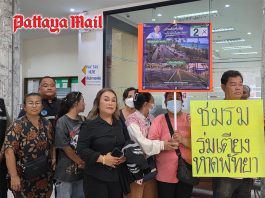 Pattaya beach vendors call for more parking to bring tourists back