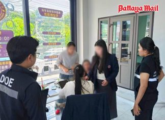 2 Chinese nationals arrested for illegal work at Pattaya language school