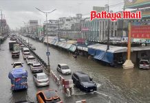 Pattaya-bound traffic faces major flooding on Sukhumvit near Nong Mon