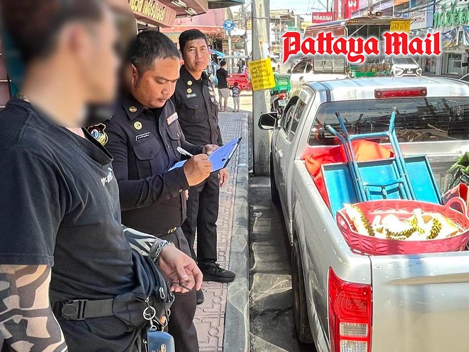 Pattaya fines durian seller for turning pickup truck into roadside stall