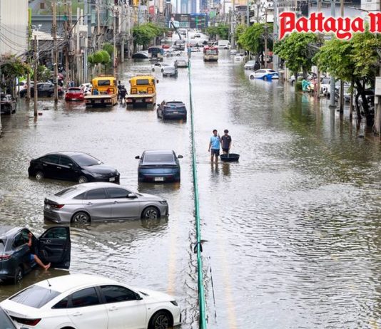 Floods cause 12.3 billion baht economic damage with Bangkok and Chonburi hit hardest