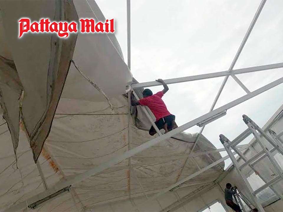Patong Chabad House begins removing unauthorized rooftop additions