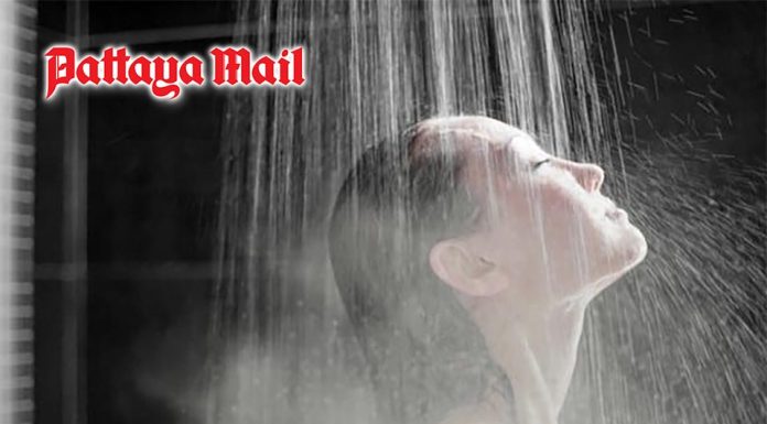 What your shower temperature means for your hair and scalp