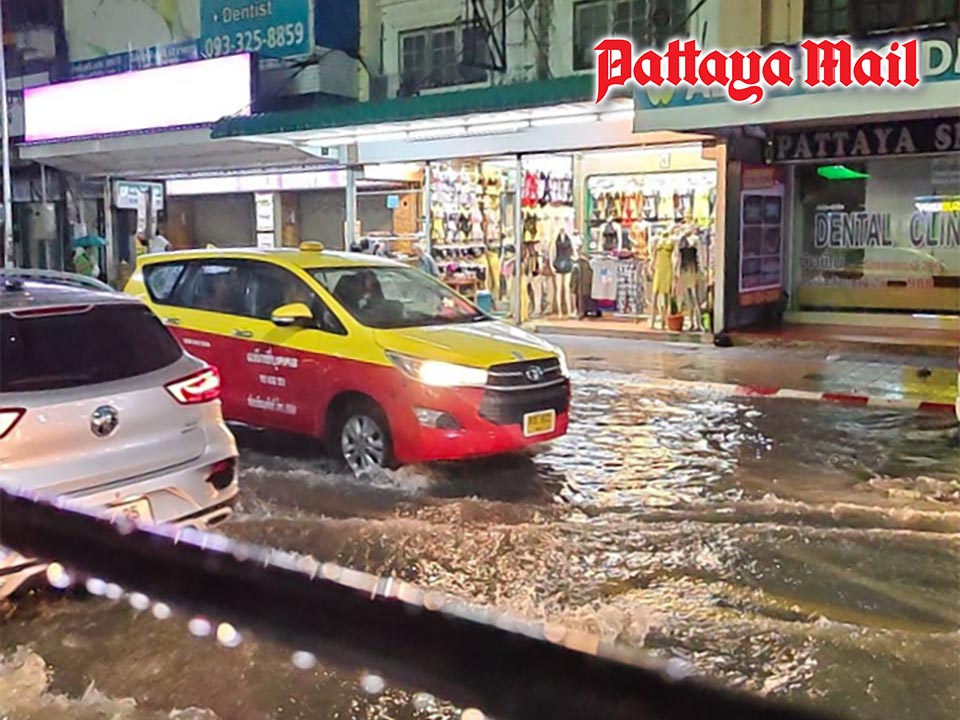 Pattaya businesses keep trading through rain, floods and changing weather