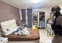 Chinese man threatens suicide with knife in Bangkok apartment