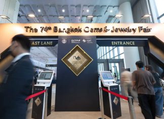 Bangkok gems fair draws 50,000 visitors and B5.8 billion in purchases