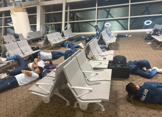 Flooding delays Thai Asian Games athletes for eight hours at airport