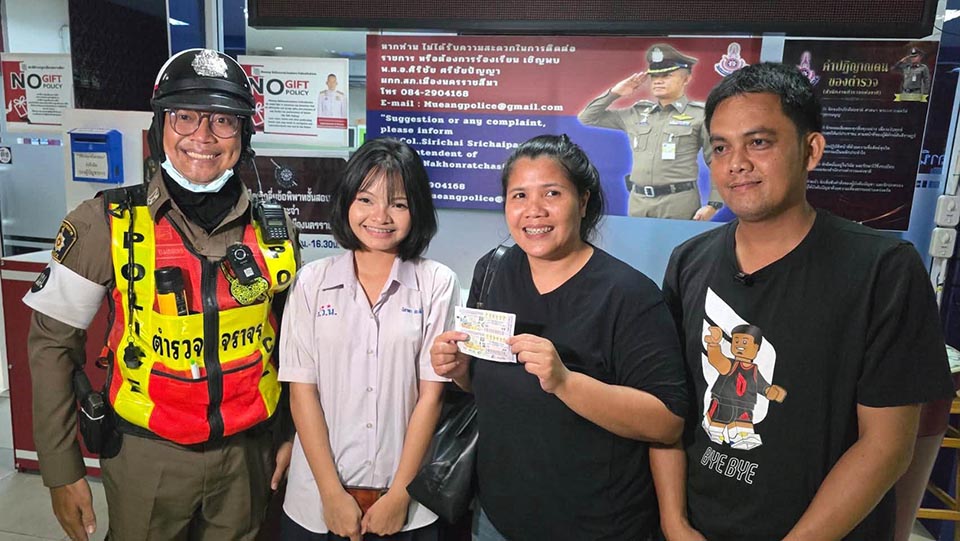 Korat couple strikes 12 million baht jackpot after spending 180 baht