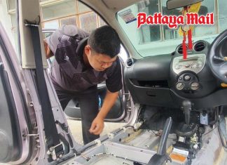 Bangsaen Technical College opens free repair centers for Chonburi flood victims