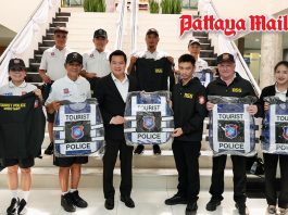 Pattaya backs tourist police volunteers with new uniforms