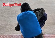 Sattahip woman living alone calls police after man shouts outside her home