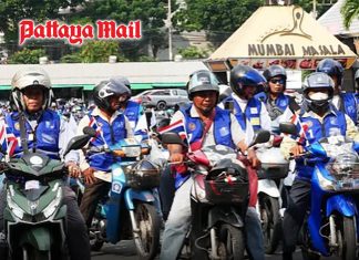 Pattaya switches 5,281 motorcycle taxi drivers from orange to blue vests