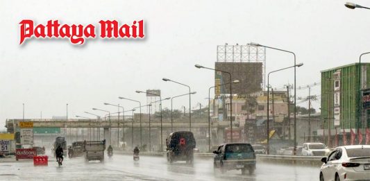 Pattaya and eastern Thailand face wet roads near rainy season’s end