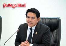 Thailand proposes 450-baht visitor fee to fund tourism and ease medical costs