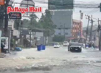 Floodwater recedes on Pattaya–Naklua Road near Soi 12