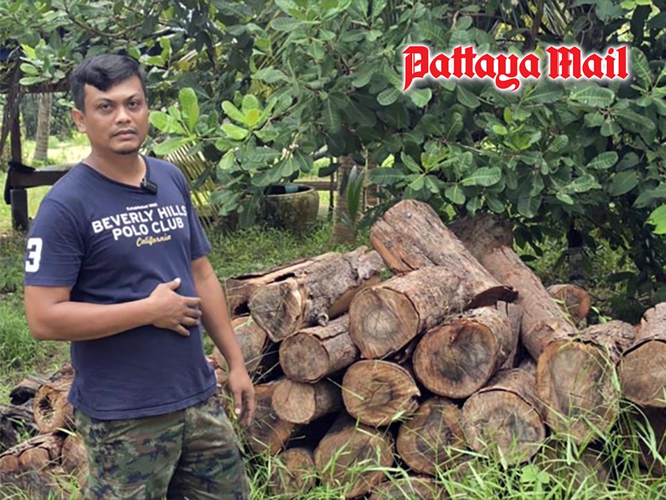 Former soldier earns 60,000 baht a month from charcoal business in Songkhla