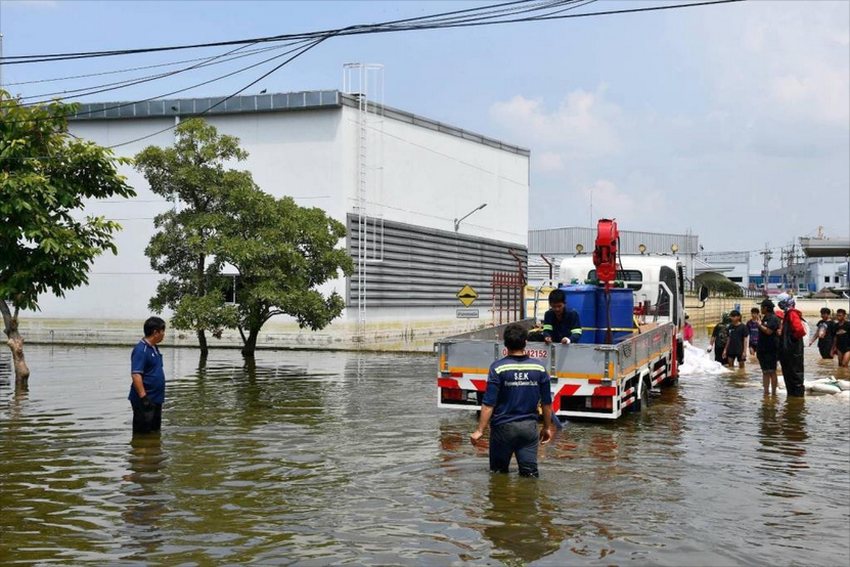 Amata industrial estate floodwater recedes, Chonburi accelerates drainage work