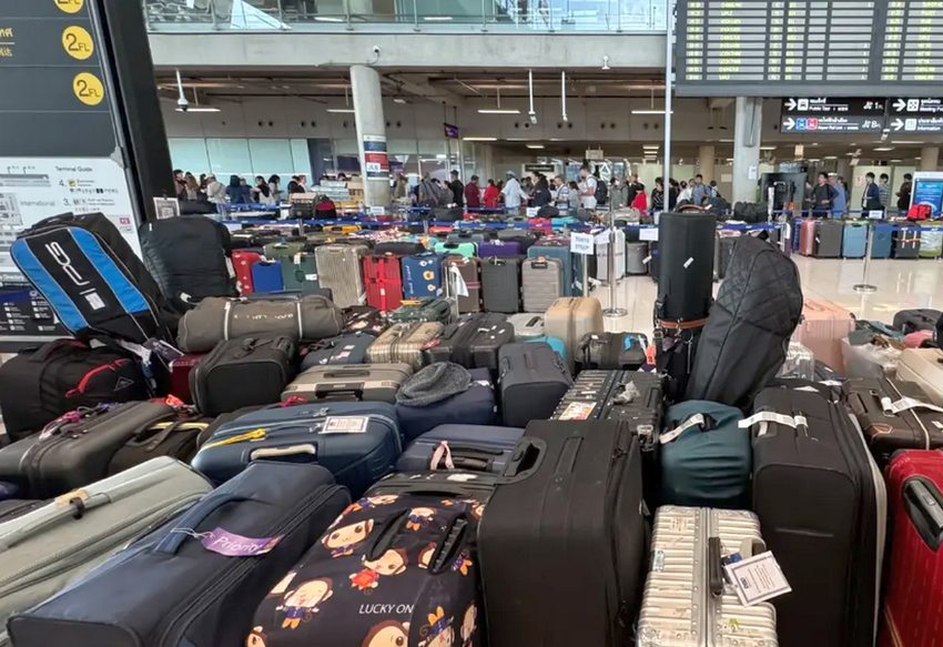 Outsourcing blamed for Suvarnabhumi baggage and cargo crisis
