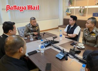 Pattaya Mayor meets Region 2 police chief to discuss CCTV, traffic and flooding