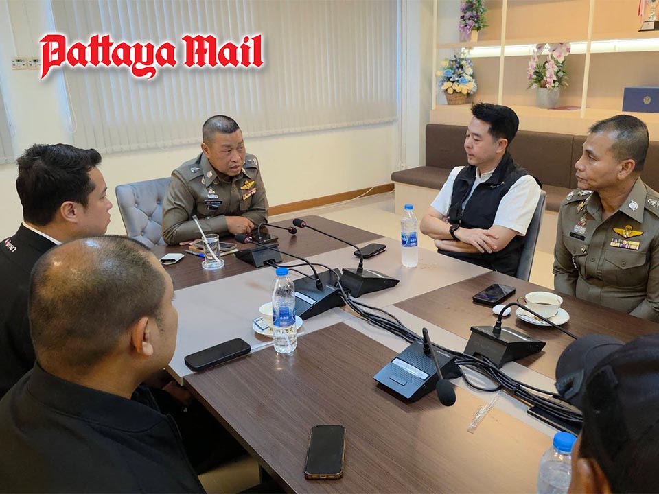 Pattaya Mayor meets Region 2 police chief to discuss CCTV, traffic and flooding