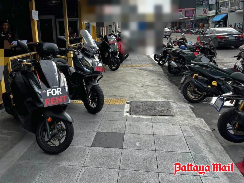 Pattaya orders rental motorcycles off public footpaths