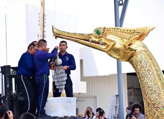 Thailand prepares Suphannahong Royal Barge for November 6 procession