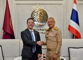 Thailand and U.S. discuss ports, aviation and energy during Phuket naval visit