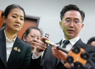 Thailand prepares 500 electric-shock warning canes for flood victims and rescue teams